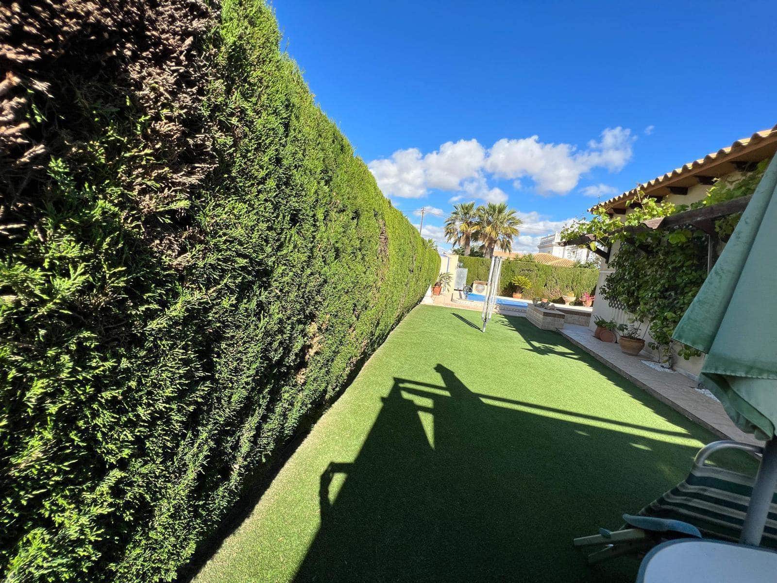 3 slaapkamer Villa te koop in Cabo Roig - € 815.000 (Ref: 10012515)