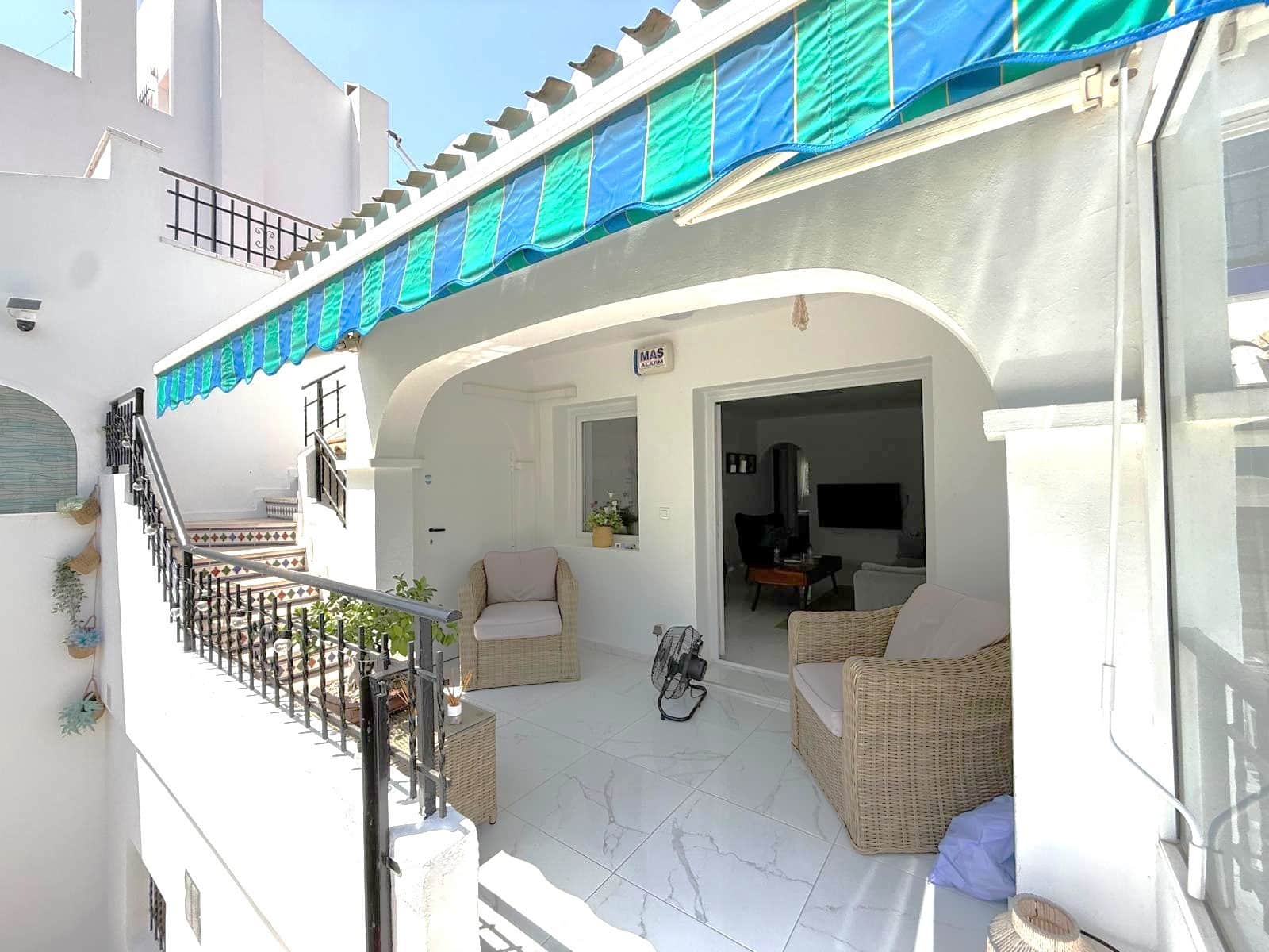 4 slaapkamer Huis te koop in Villamartin met zwembad - € 325.000 (Ref: 10015934)