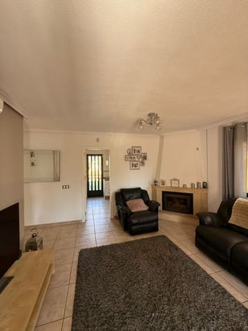 4 soverom Villa til salgs i Villamartin, Orihuela med garasje - € 410 000 (Ref: 10019748)