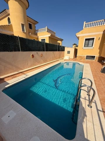 4 soverom Villa til salgs i Villamartin, Orihuela med garasje - € 410 000 (Ref: 10019748)