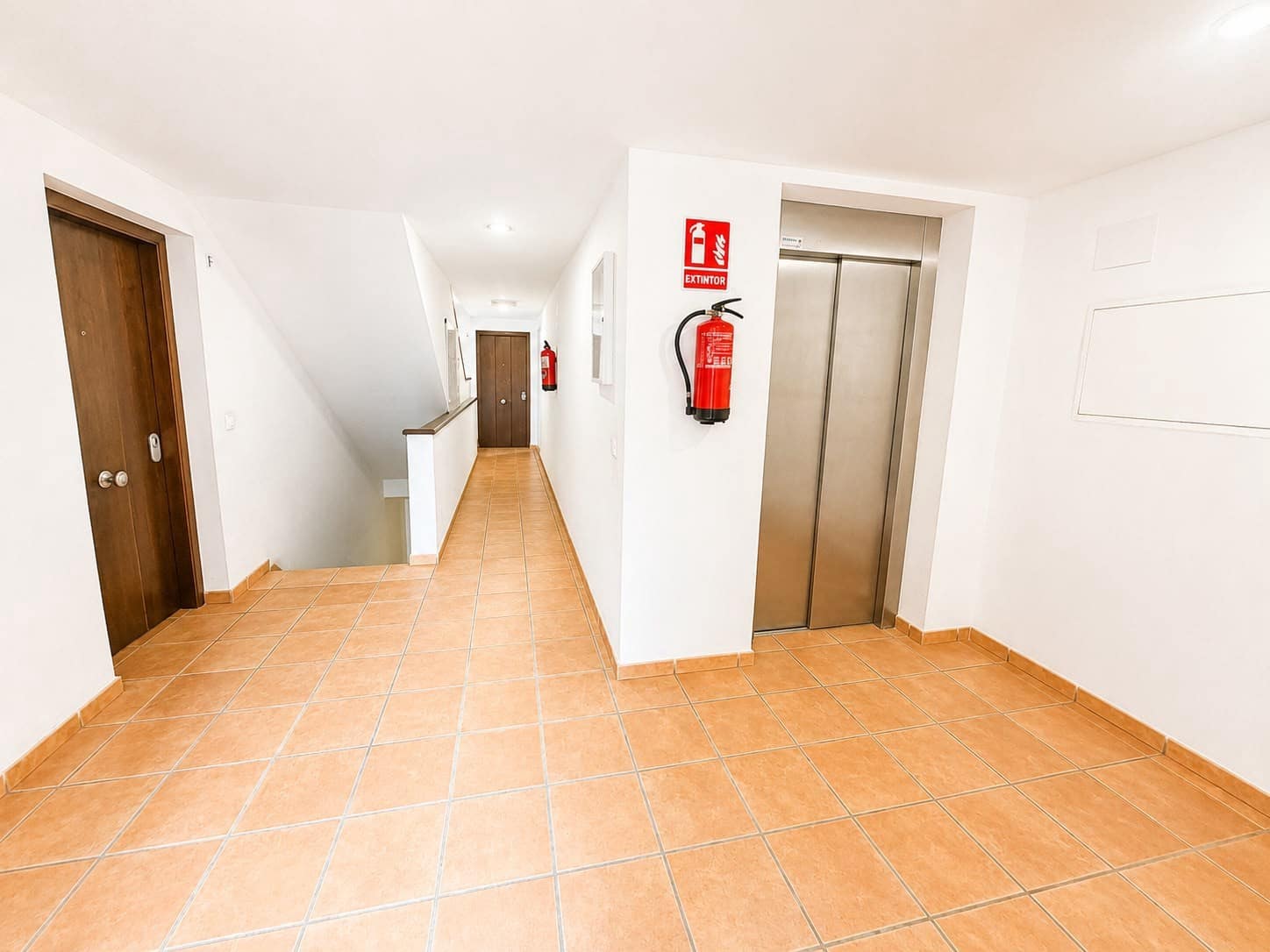 2 Zimmer Apartment zu verkaufen in Punta Prima mit Pool Garage - 239.995 € (Ref: 10019749)