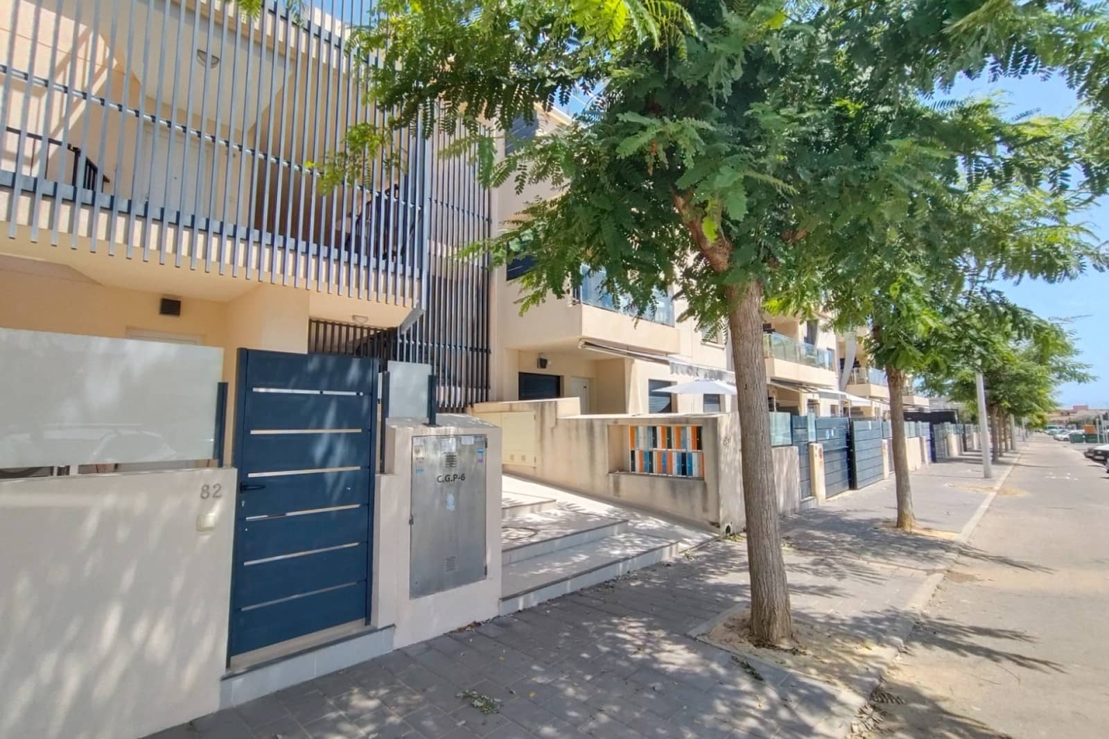 Apartamento de 2 habitaciones en Pilar de la Horadada en venta con piscina - 239.900 € (Ref: 10023187)