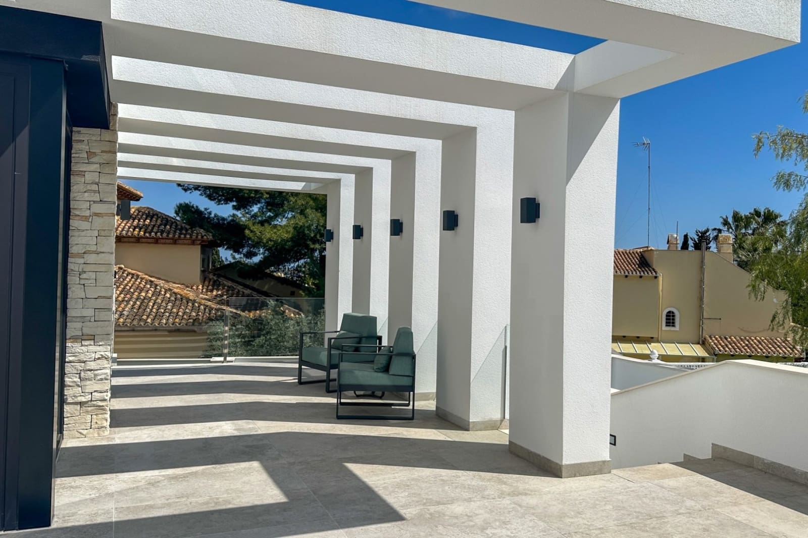 4 quarto Moradia para venda em Villamartin com piscina garagem - 2 950 000 € (Ref: 10033120)