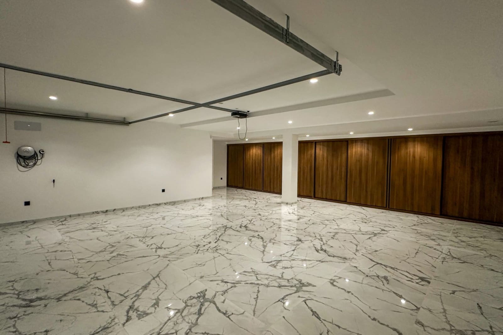 4 quarto Moradia para venda em Villamartin com piscina garagem - 2 950 000 € (Ref: 10033120)