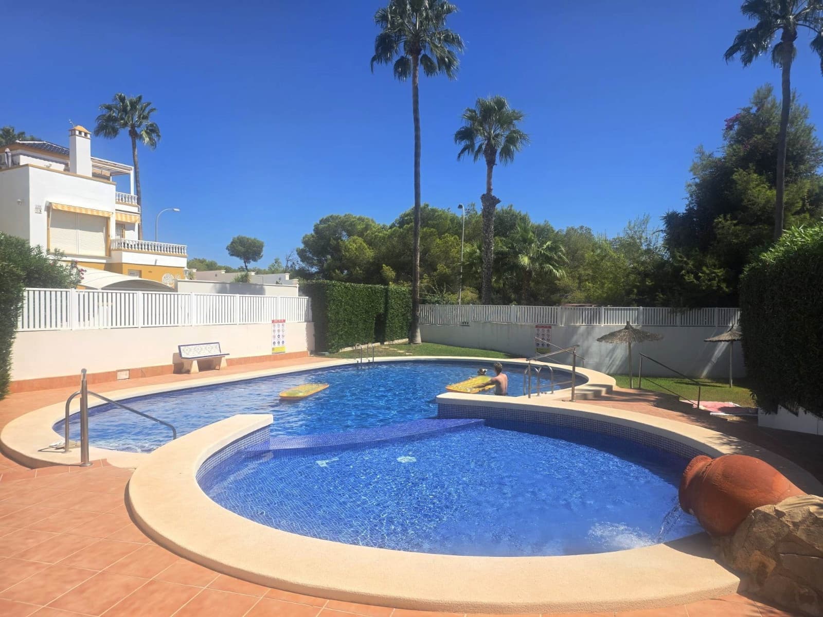 3 soverom Villa til salgs i Villamartin med svømmebasseng garasje - € 374 900 (Ref: 10057278)