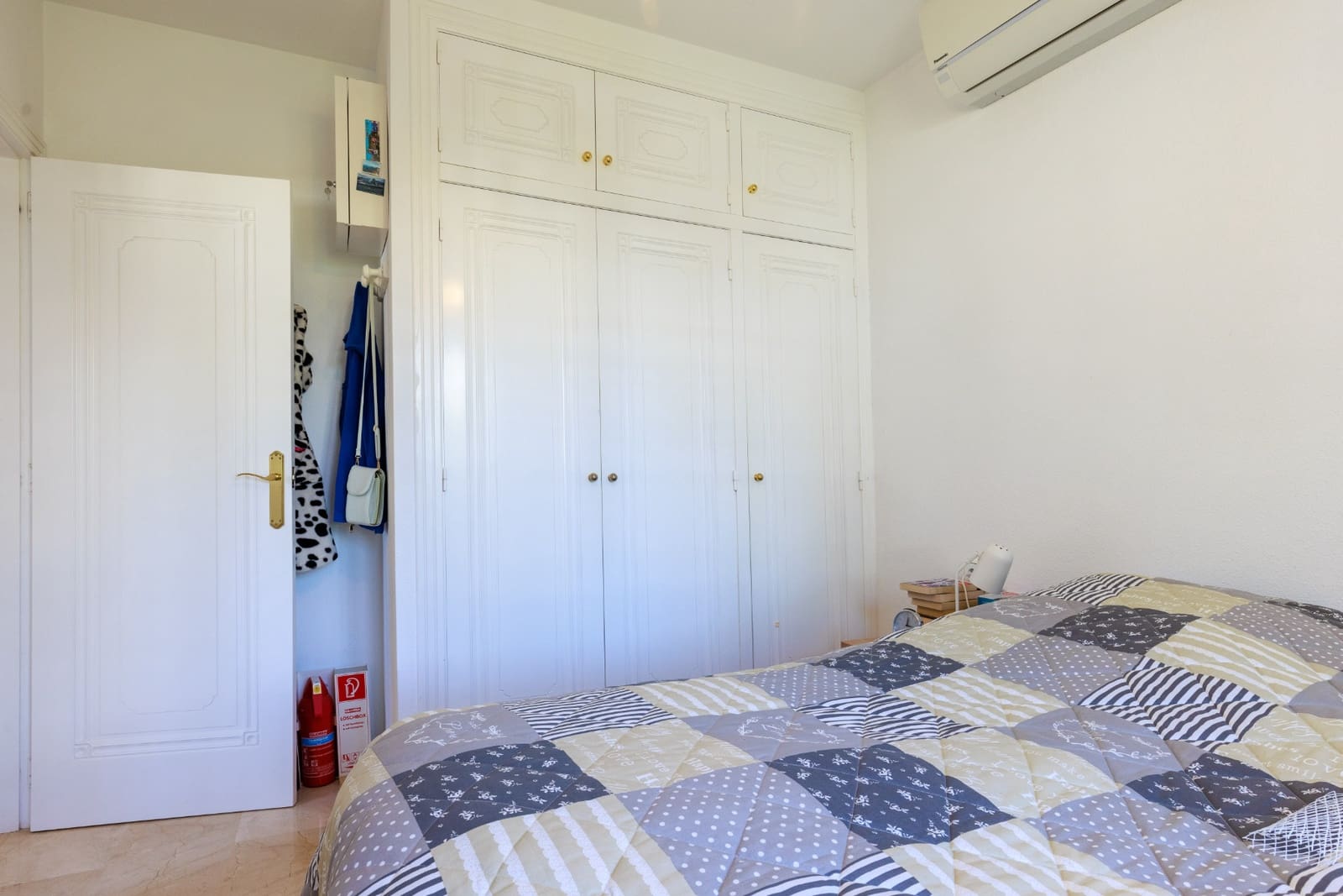 3 soverom Villa til salgs i Villamartin med svømmebasseng garasje - € 374 900 (Ref: 10057278)