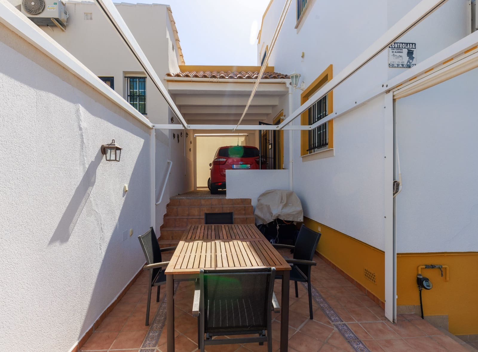 3 soverom Villa til salgs i Villamartin med svømmebasseng garasje - € 374 900 (Ref: 10057278)