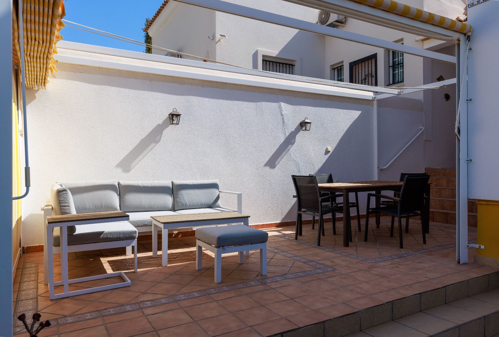 3 soverom Villa til salgs i Villamartin med svømmebasseng garasje - € 374 900 (Ref: 10057278)