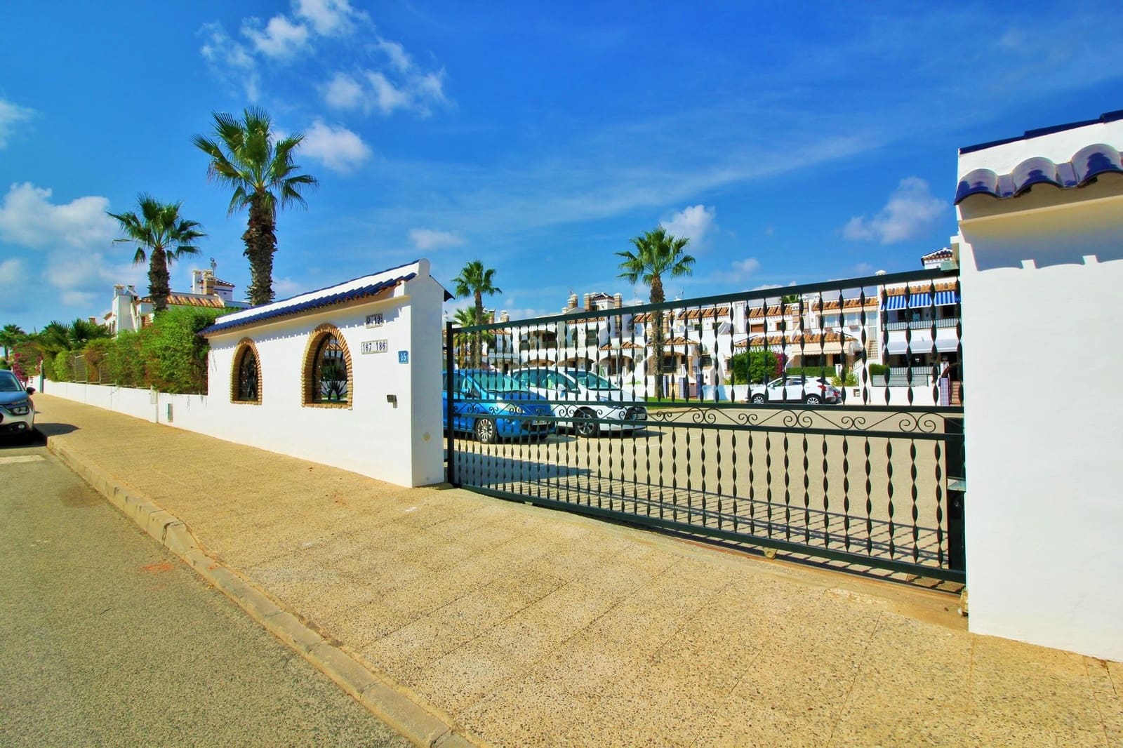 2 quarto Apartamento para venda em Villamartin - 189 950 € (Ref: 10057282)
