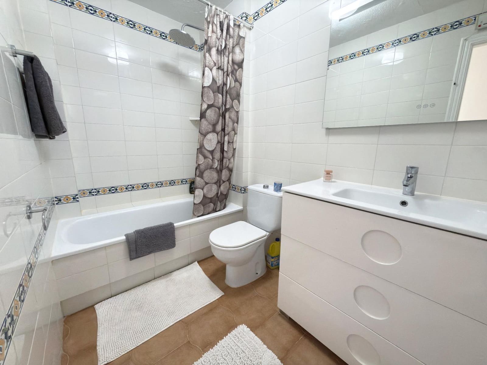 Apartamento de 2 habitaciones en Villamartin en venta - 159.900 € (Ref: 10060803)