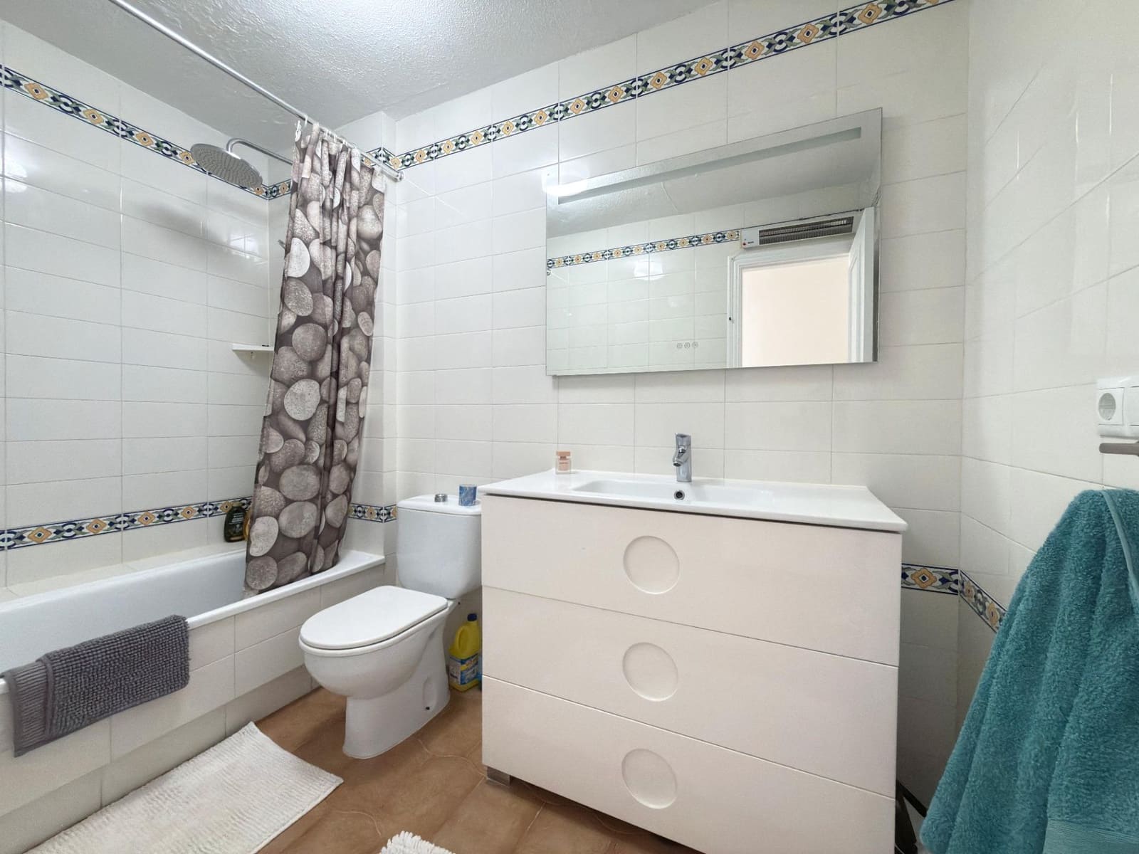 Apartamento de 2 habitaciones en Villamartin en venta - 159.900 € (Ref: 10060803)
