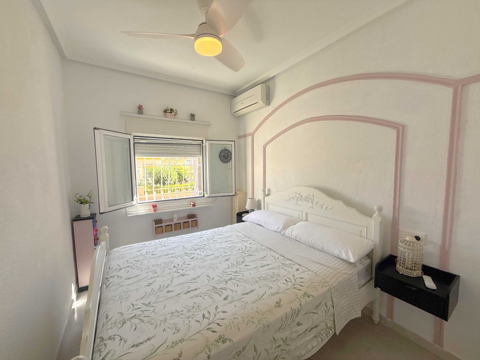 2 soverom Bungalow til salgs i La Florida med svømmebasseng - € 169 950 (Ref: 10060805)