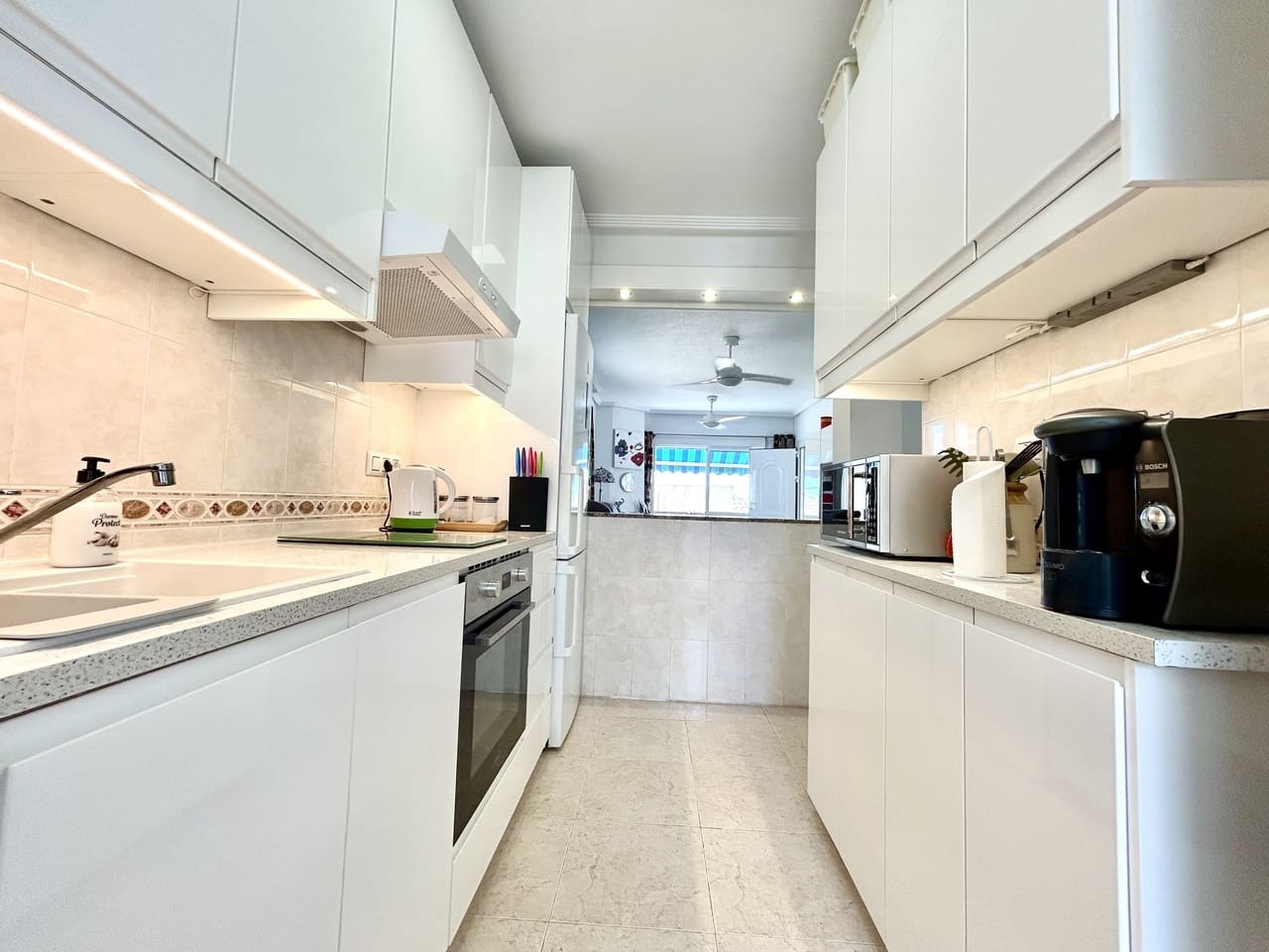 Chalet de 5 habitaciones en Villamartin en venta - 269.000 € (Ref: 10062933)
