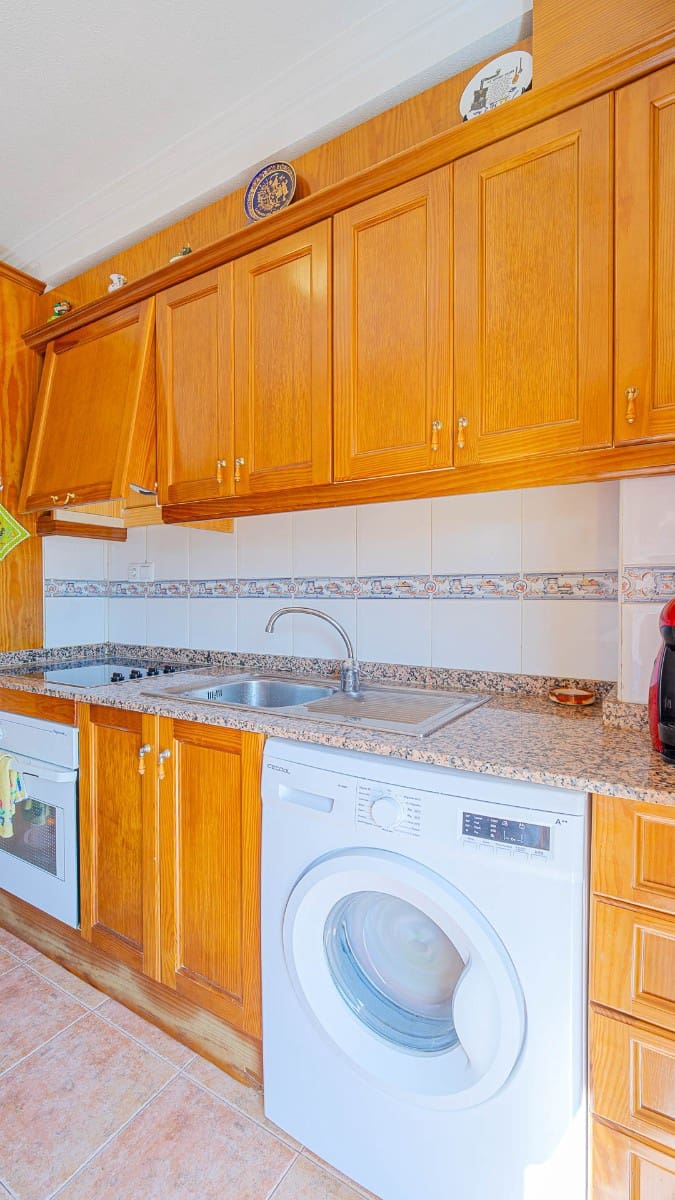 2 makuuhuone Huoneisto myytävänä paikassa Orihuela Costa mukana uima-altaan - 184 900 € (Ref: 10086630)