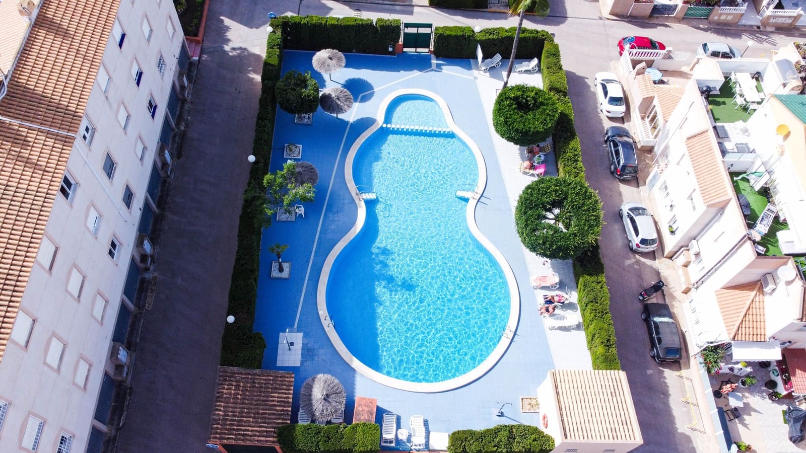 2 Zimmer Apartment zu verkaufen in Los Balcones mit Pool - 153.000 € (Ref: 10090065)
