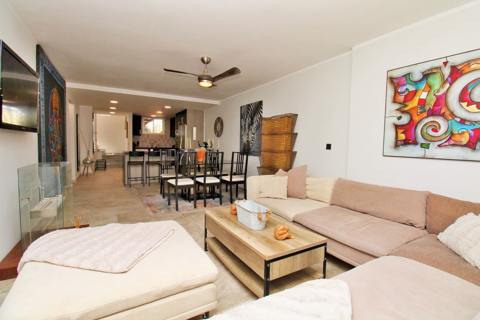 4 quarto Moradia para venda em Villamartin - 419 000 € (Ref: 10090067)