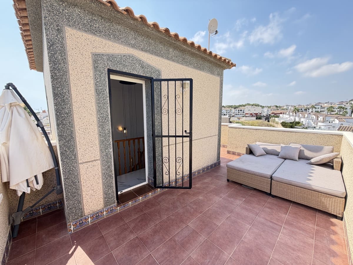 5 soveværelse Villa til salg i Villamartin - € 475.000 (Ref: 10093783)