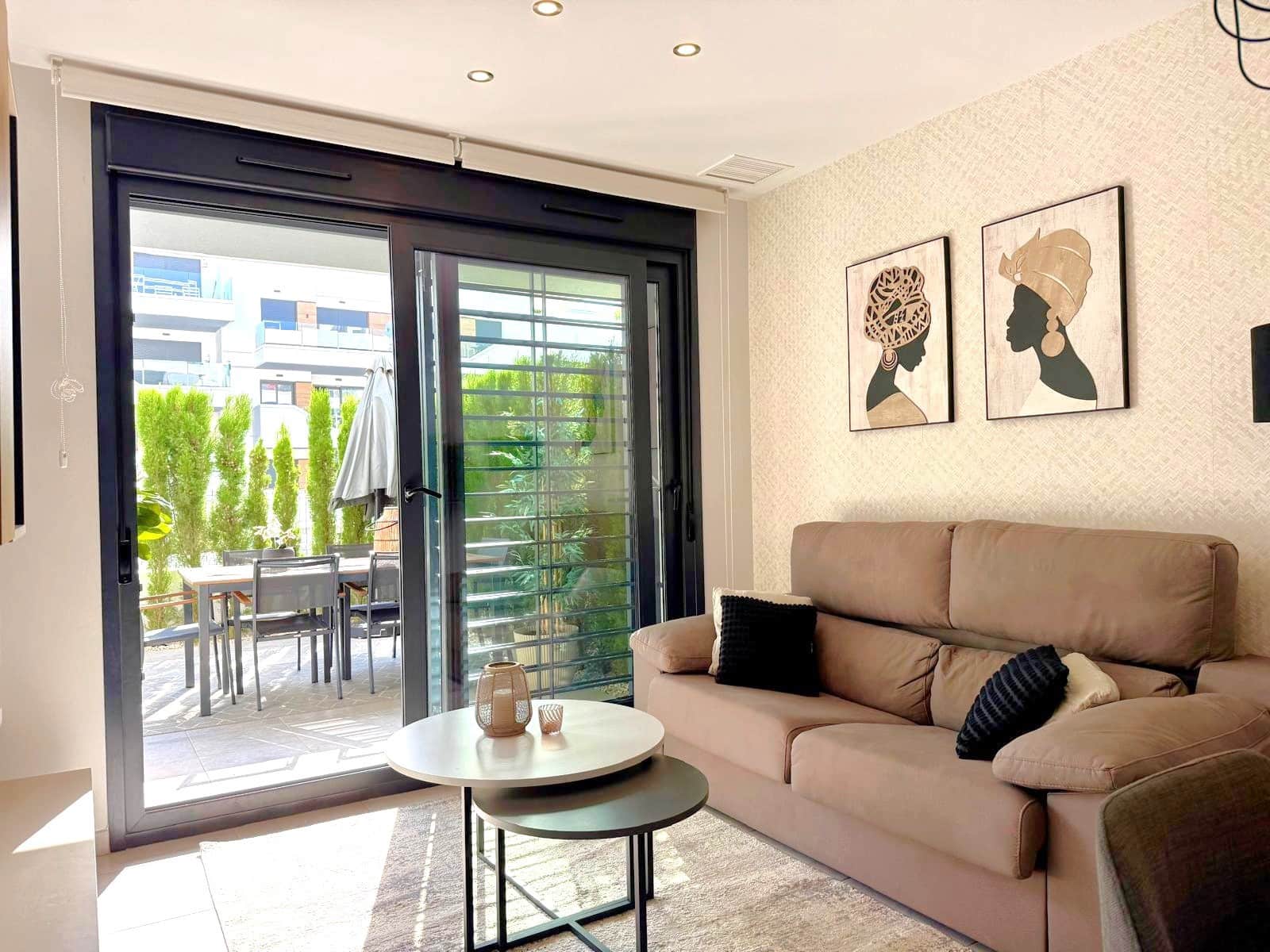 Apartamento de 2 habitaciones en Filipinas en venta con piscina garaje - 249.000 € (Ref: 10095581)