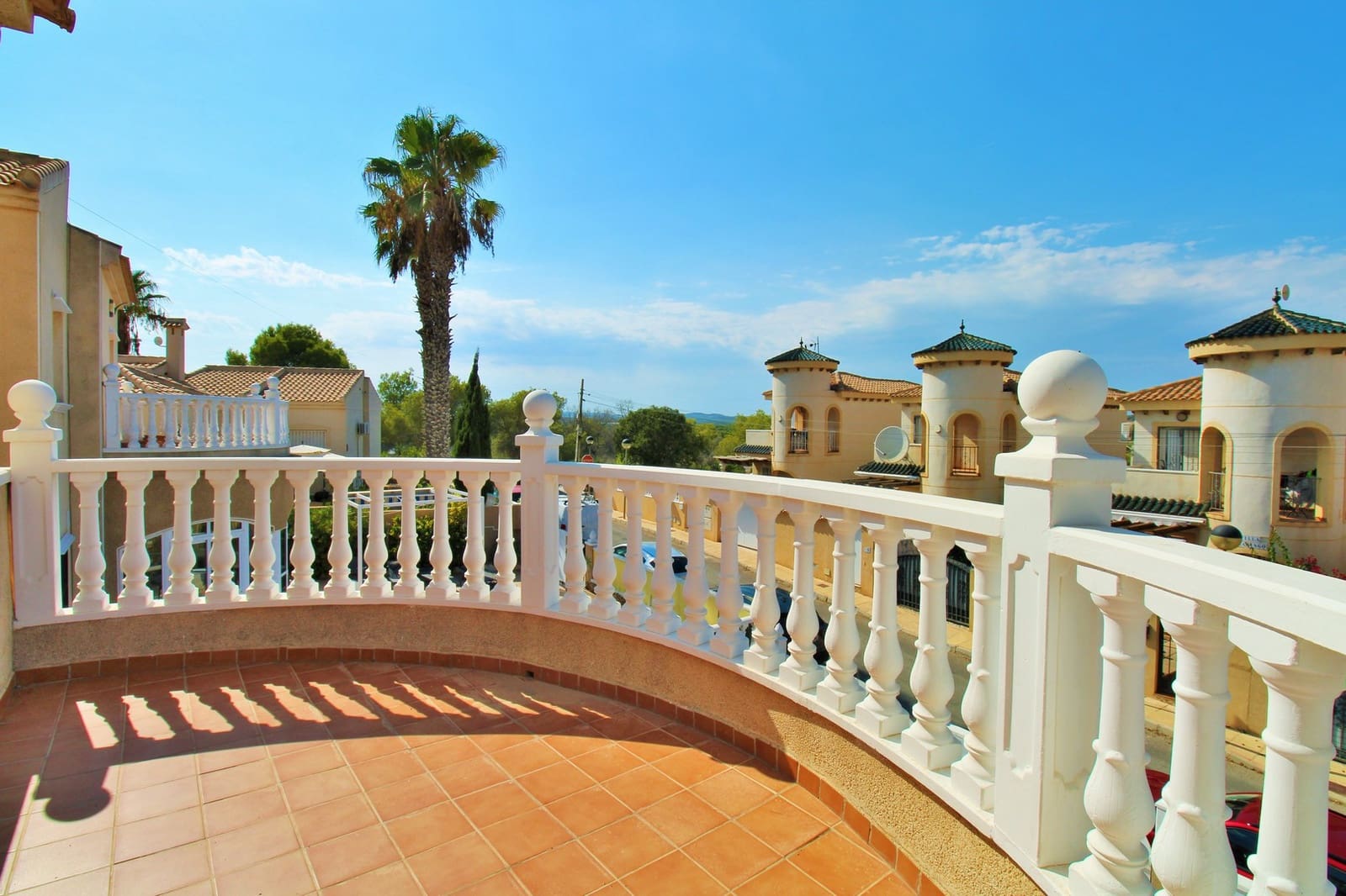 3 Zimmer Villa zu verkaufen in Villamartin mit Pool - 369.000 € (Ref: 10103572)