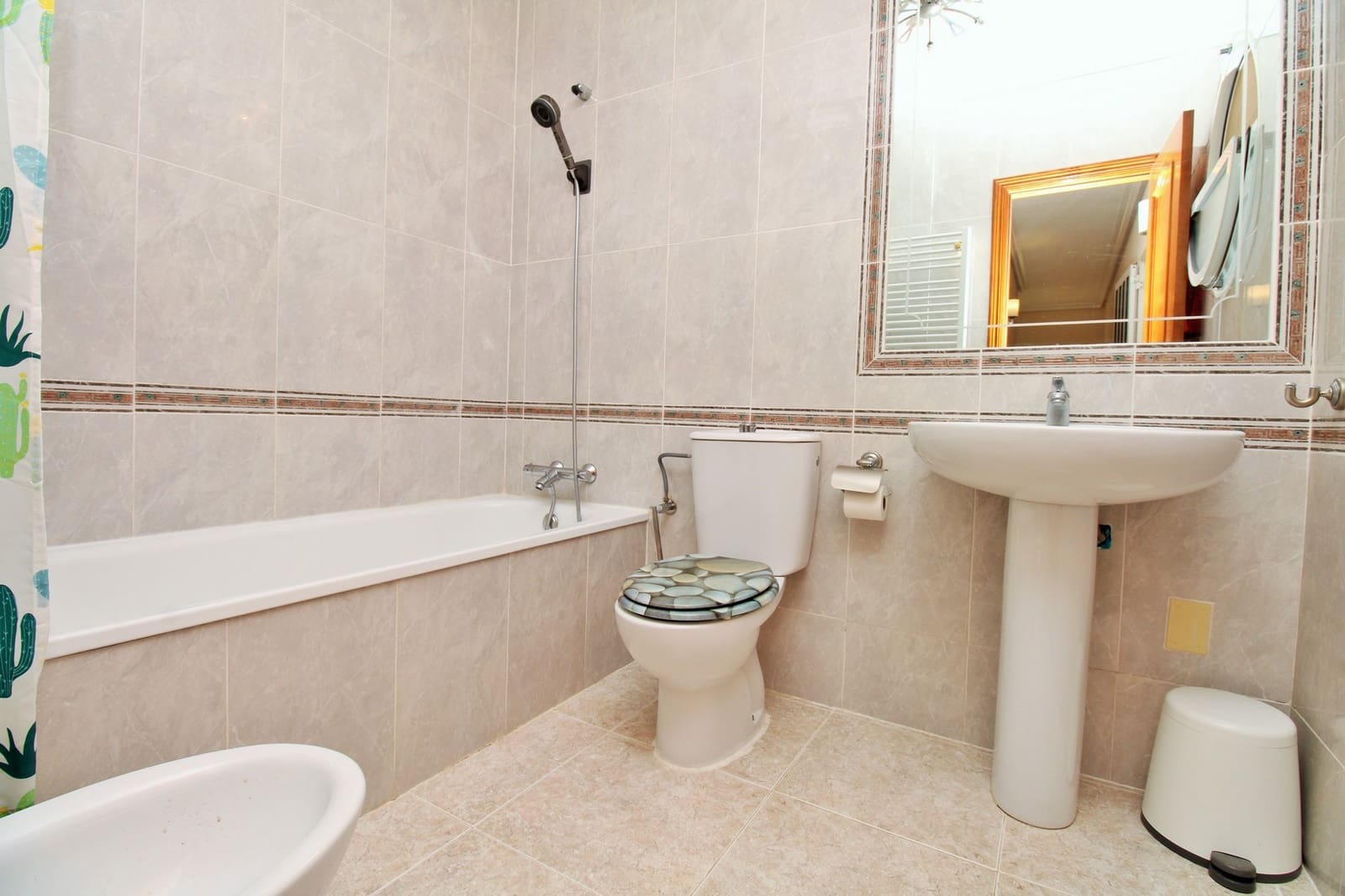 3 Zimmer Villa zu verkaufen in Villamartin mit Pool - 369.000 € (Ref: 10103572)