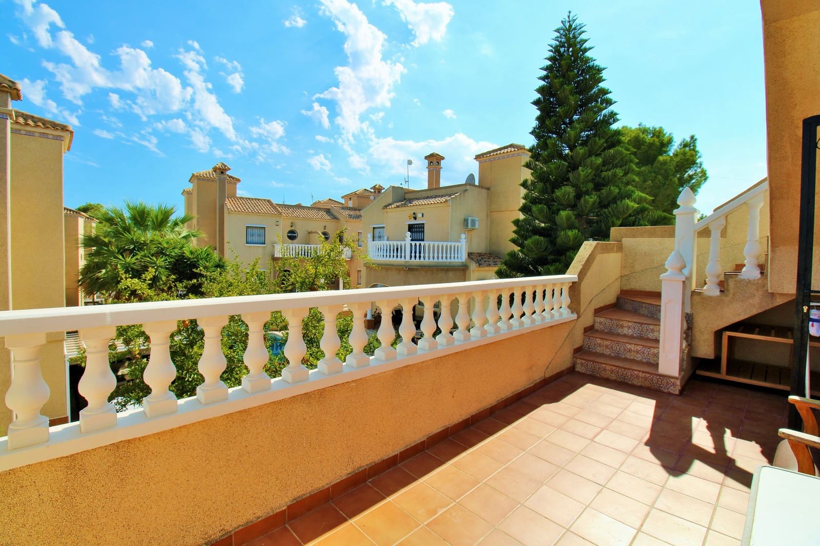 3 Zimmer Villa zu verkaufen in Villamartin mit Pool - 369.000 € (Ref: 10103572)
