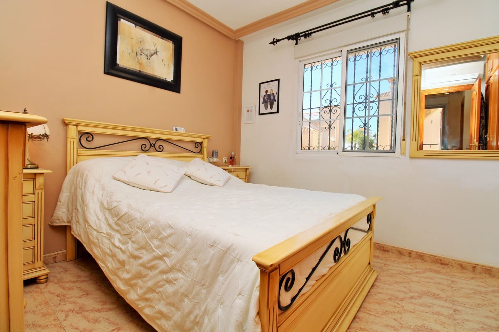 3 chambre Maison de Ville à vendre à Villamartin - 229 950 € (Ref: 10103574)