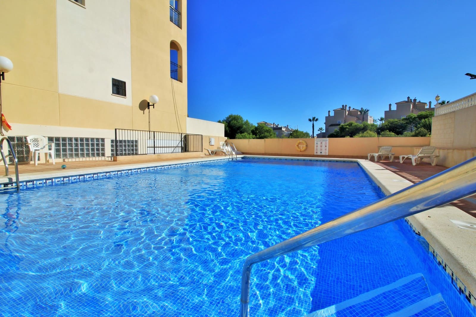 3 sovrum Villa till salu i Playa Flamenca - 259 950 € (Ref: 10103575)