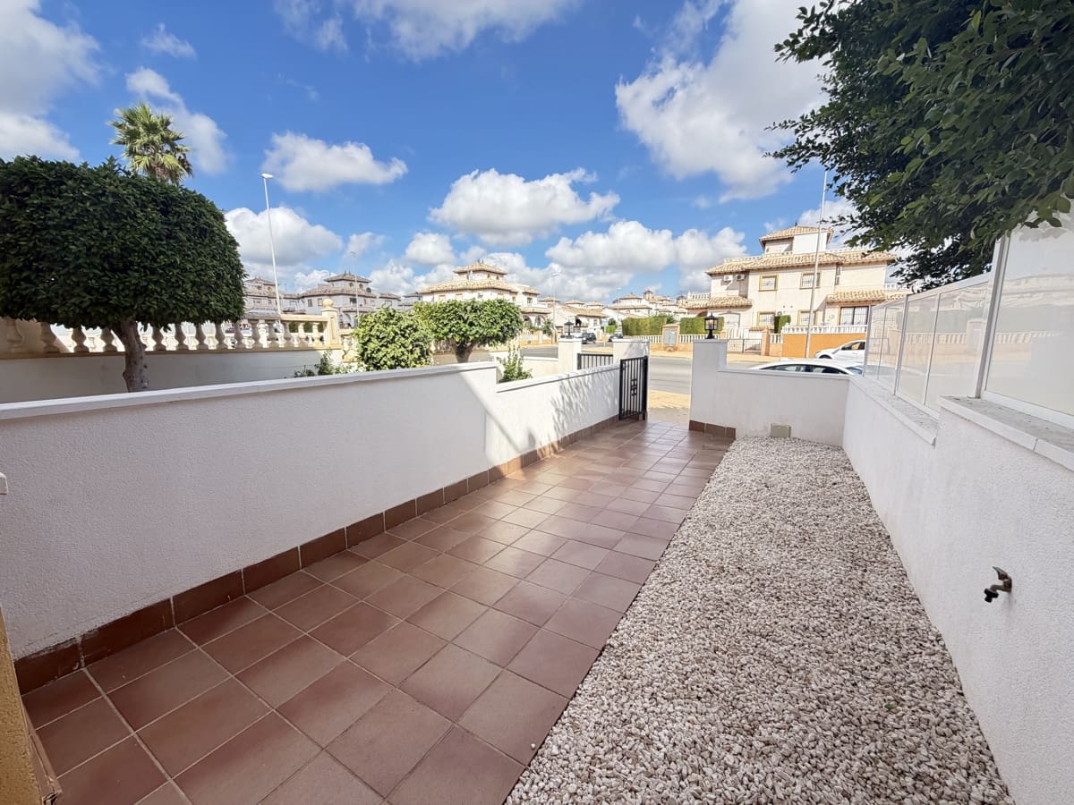 Apartamento de 2 habitaciones en Orihuela Costa en venta con piscina - 205.000 € (Ref: 10112211)