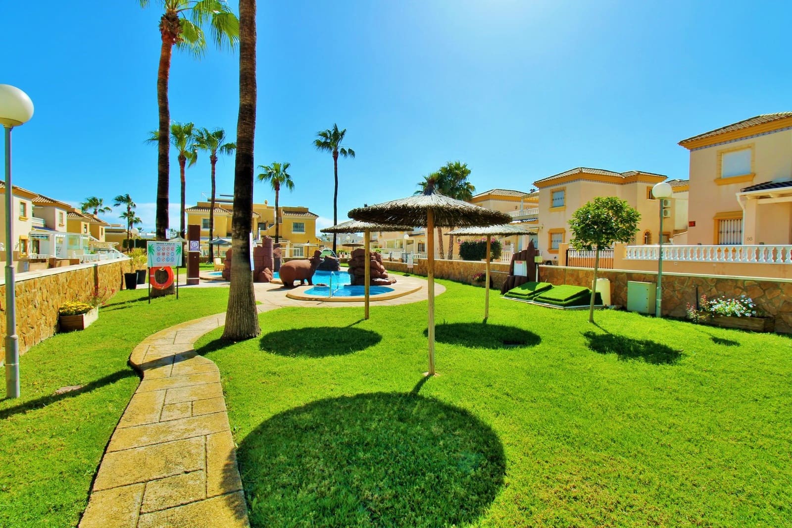 2 soverom Leilighet til salgs i Villamartin - € 219 000 (Ref: 10112215)
