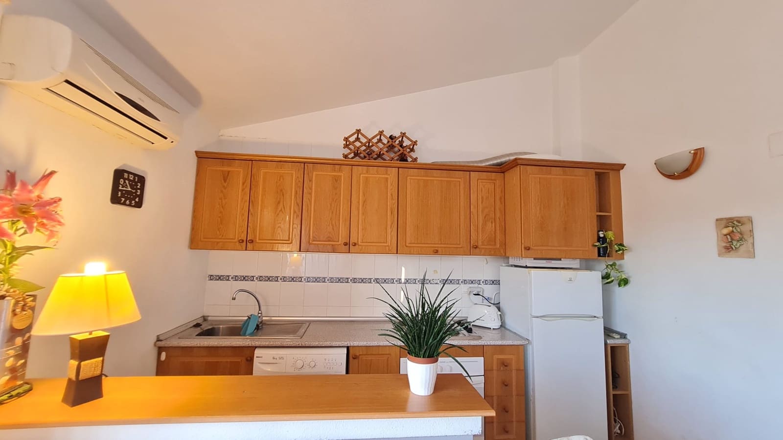 Apartamento de 2 habitaciones en Villamartin en venta con piscina - 129.950 € (Ref: 10112218)