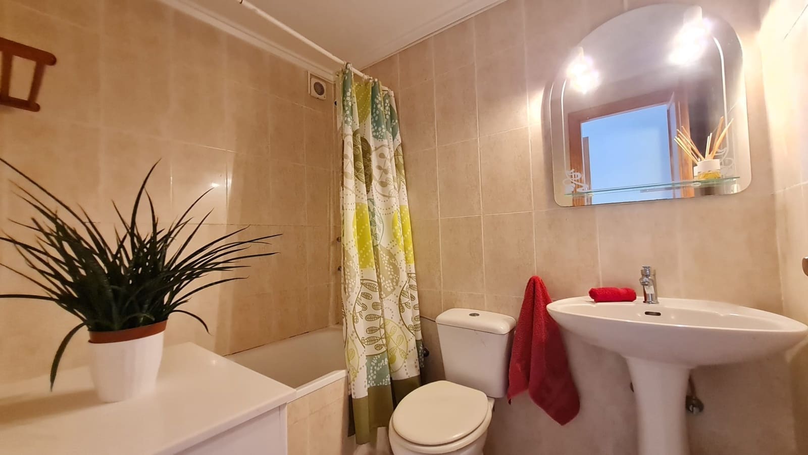 Apartamento de 2 habitaciones en Villamartin en venta con piscina - 129.950 € (Ref: 10112218)
