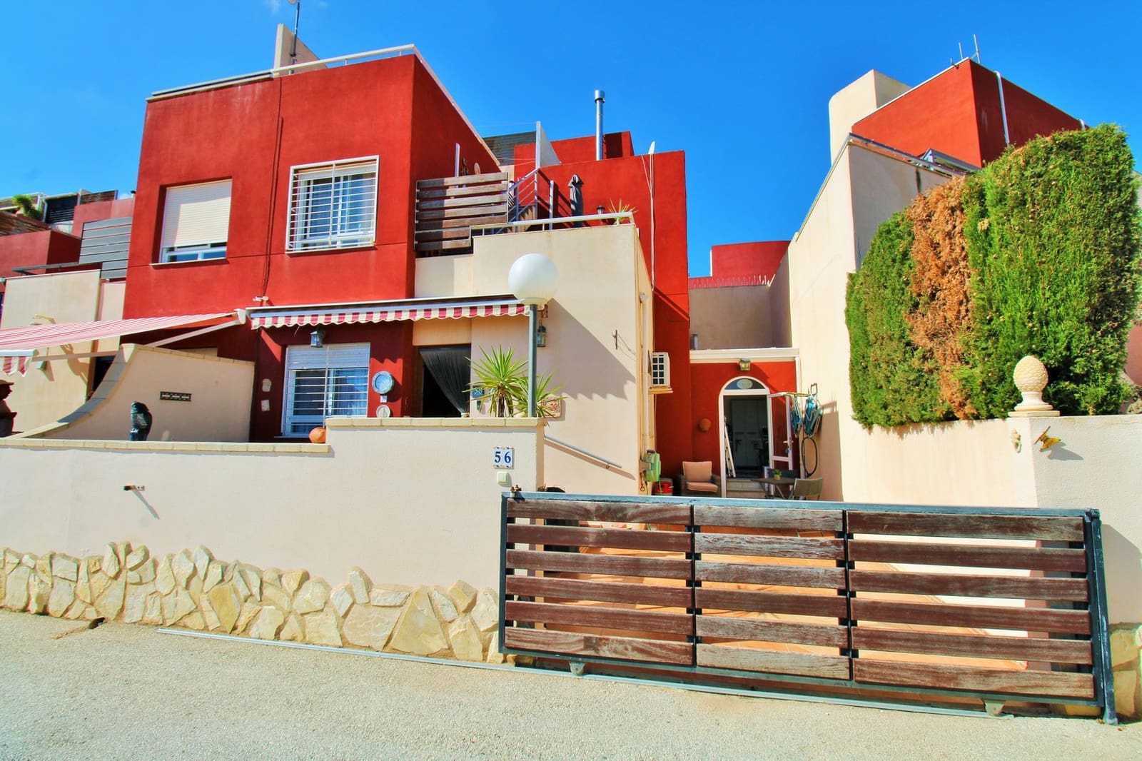 3 chambre Maison de Ville à vendre à Villamartin avec piscine garage - 199 950 € (Ref: 10113389)
