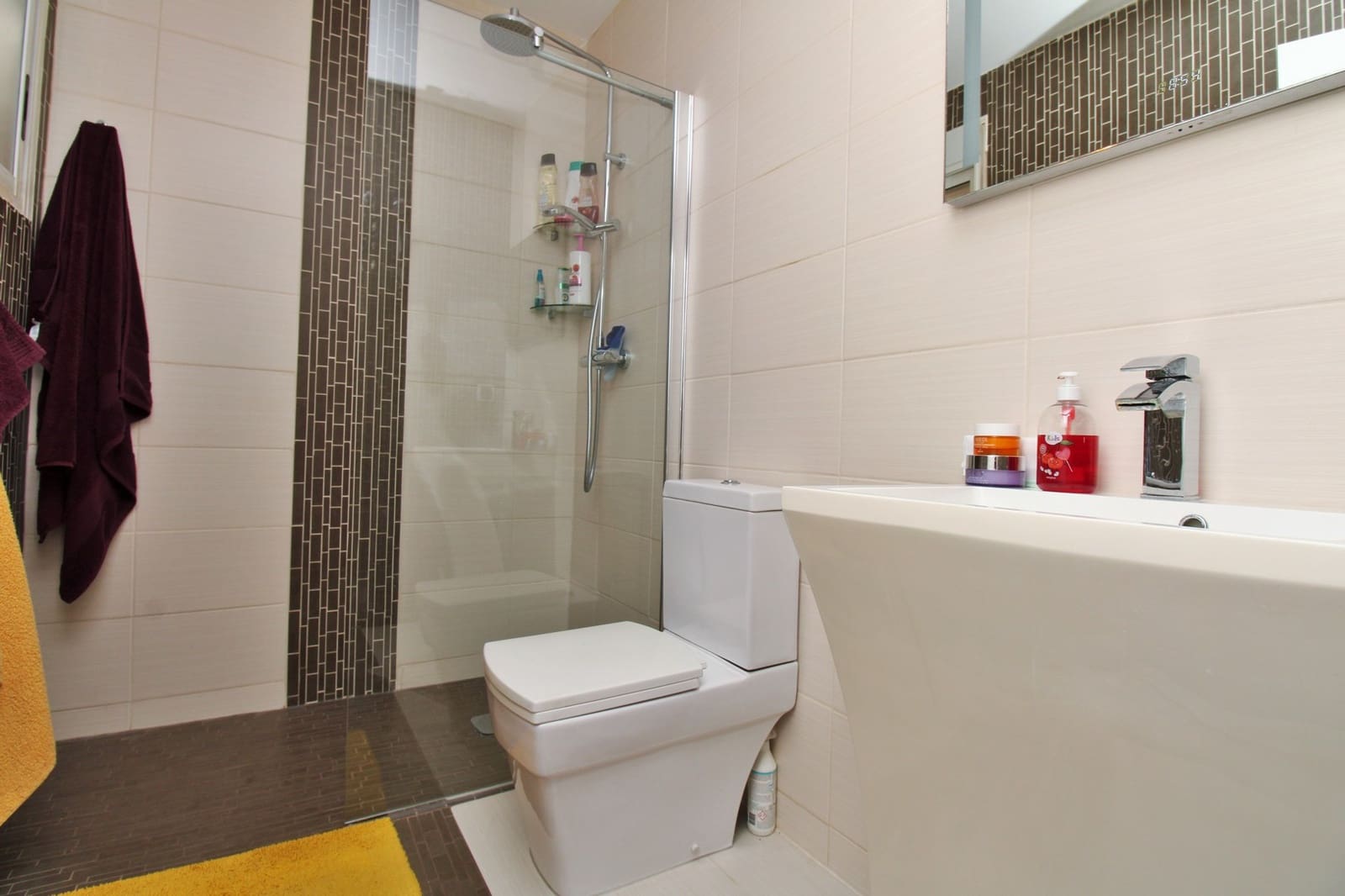 3 chambre Maison de Ville à vendre à Villamartin avec piscine garage - 199 950 € (Ref: 10113389)
