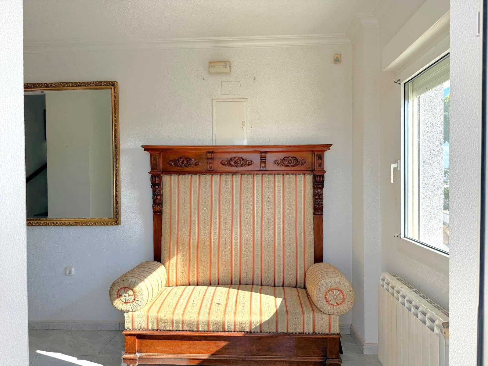 5 bedroom Villa for sale in Villamartin with pool garage - € 990,000 (Ref: 10113390)