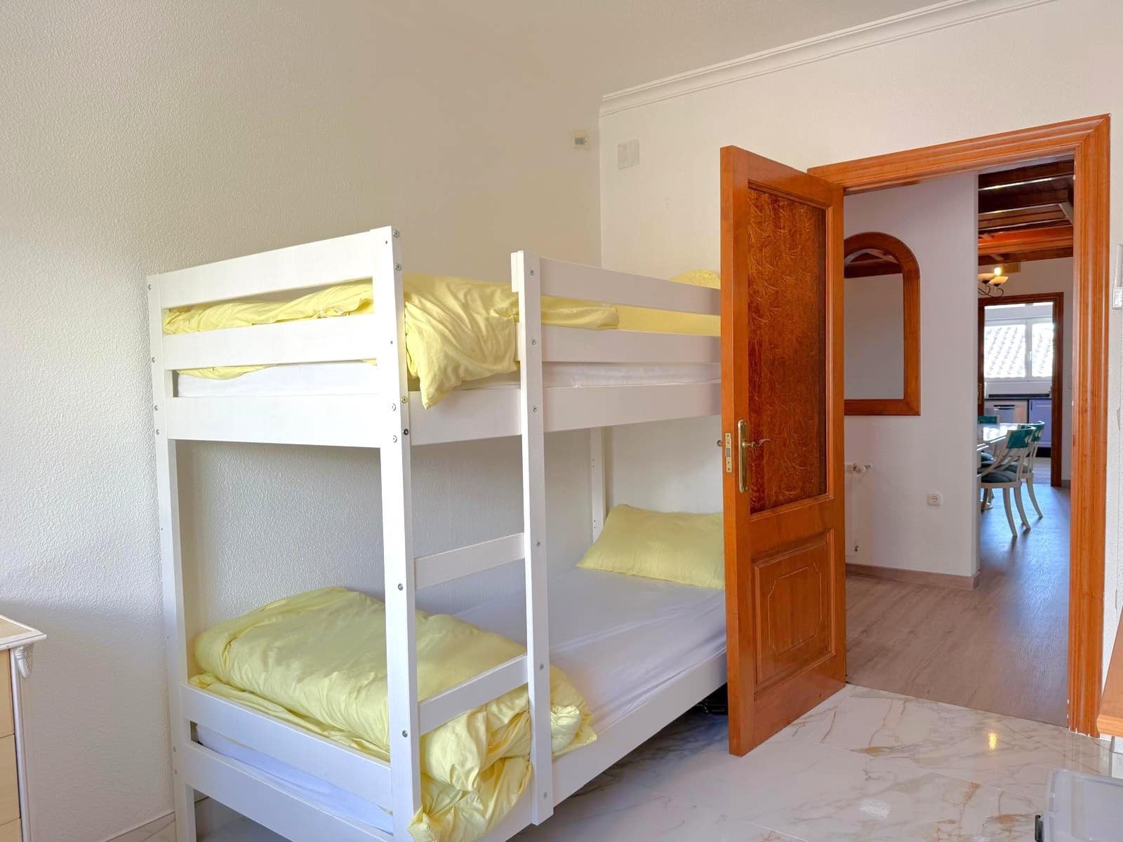 5 bedroom Villa for sale in Villamartin with pool garage - € 990,000 (Ref: 10113390)