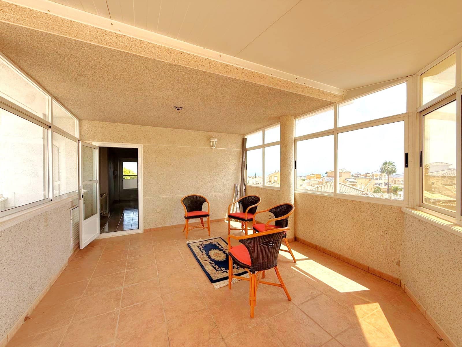5 bedroom Villa for sale in Villamartin with pool garage - € 990,000 (Ref: 10113390)