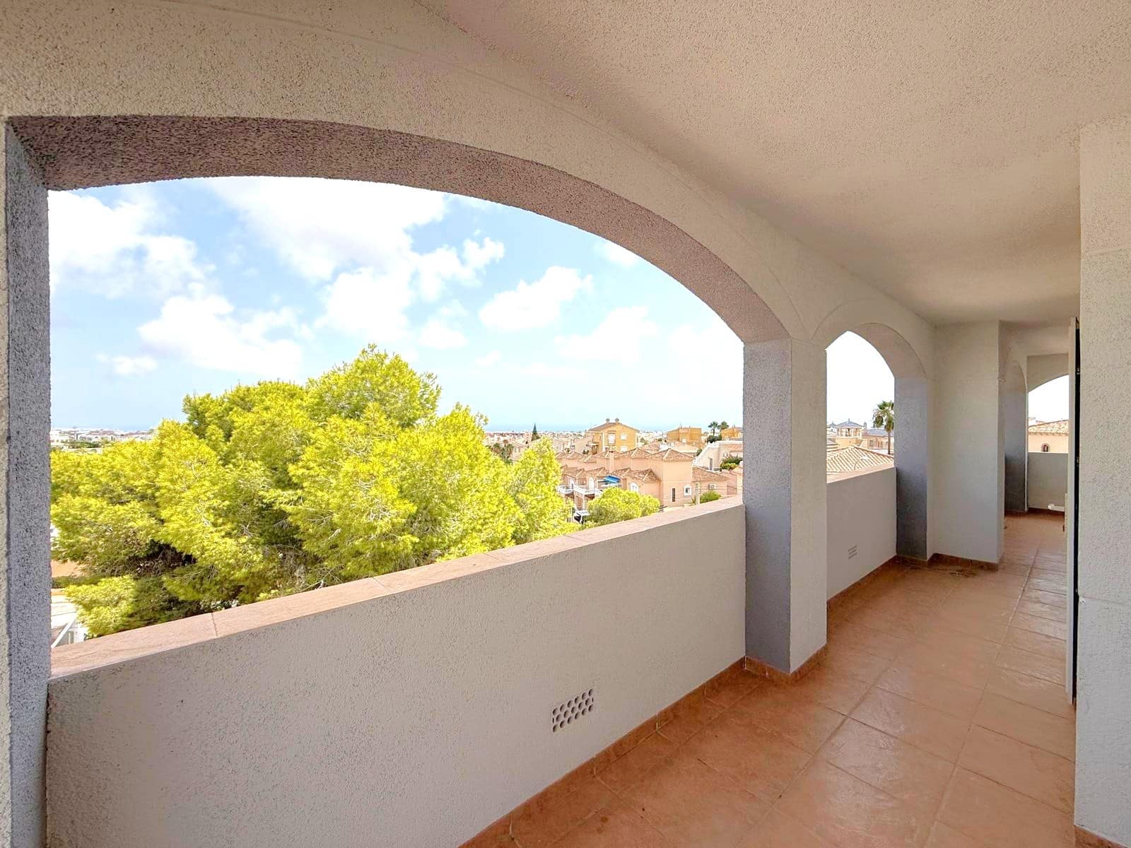 5 bedroom Villa for sale in Villamartin with pool garage - € 990,000 (Ref: 10113390)