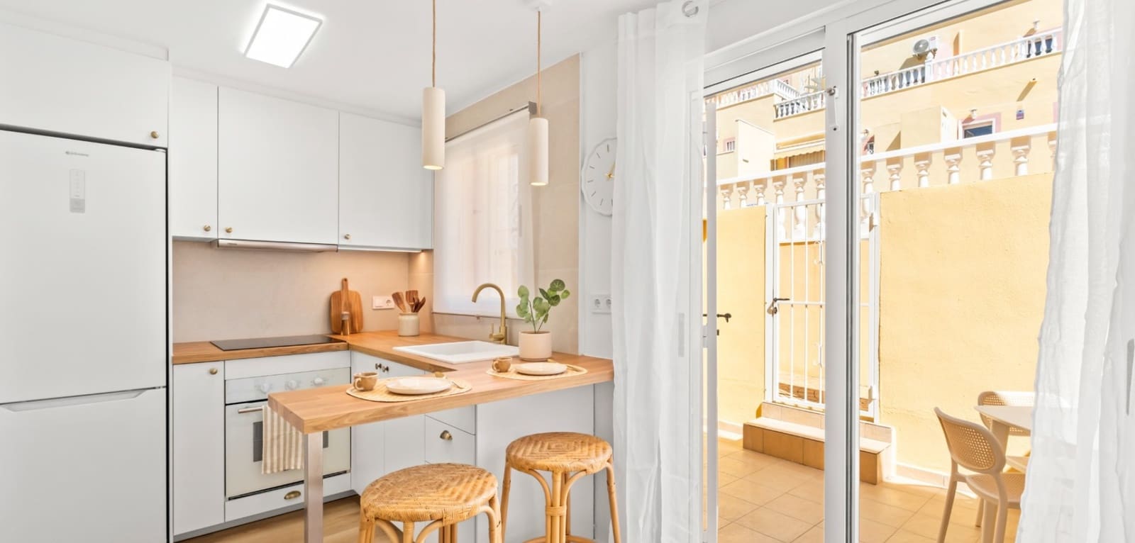 2 chambre Maison de Ville à vendre à Villamartin avec piscine - 229 800 € (Ref: 10118179)