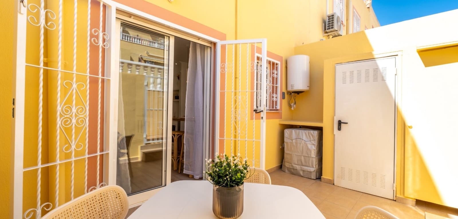 2 chambre Maison de Ville à vendre à Villamartin avec piscine - 229 800 € (Ref: 10118179)