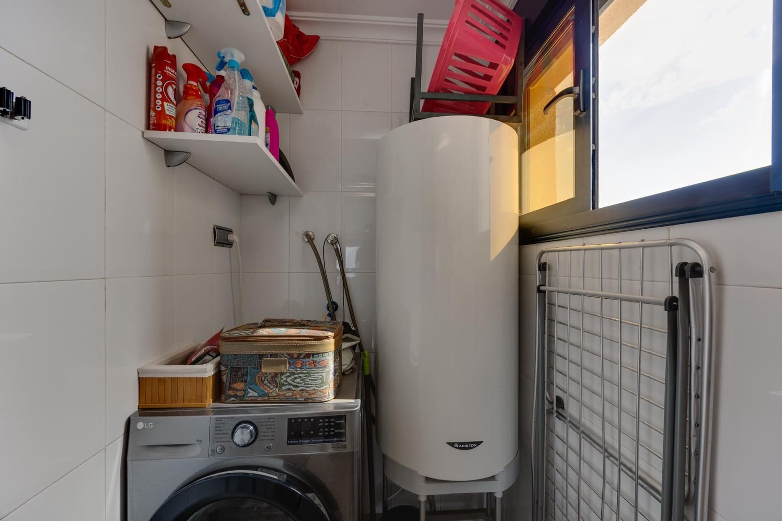 3 makuuhuone Huoneisto myytävänä paikassa La Veleta mukana uima-altaan 
autotalli - 830 000 € (Ref: 10118187)