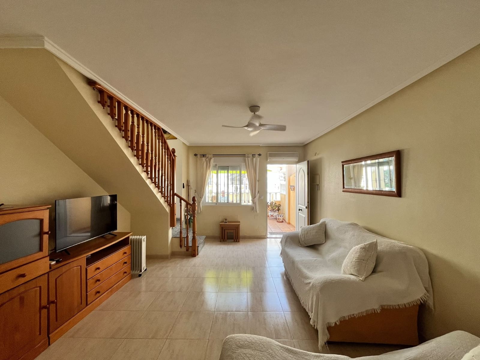 3 soveværelse Byhus til salg i Villamartin med swimmingpool - € 224.950 (Ref: 10124860)