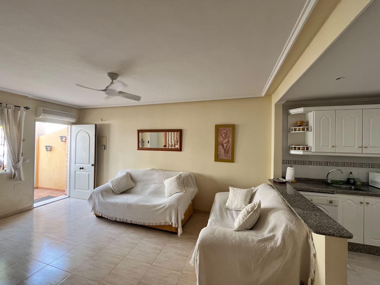 3 soveværelse Byhus til salg i Villamartin med swimmingpool - € 224.950 (Ref: 10124860)
