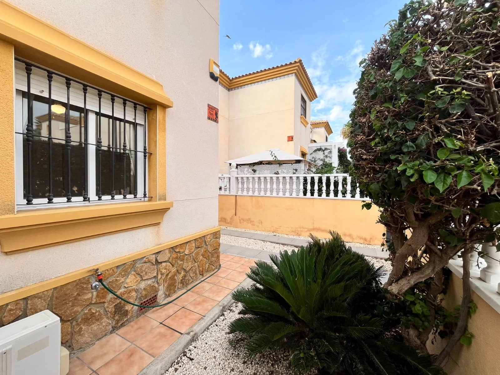 3 soveværelse Byhus til salg i Villamartin med swimmingpool - € 224.950 (Ref: 10124860)