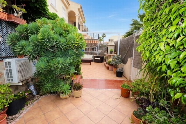 3 soveværelse Lejlighed til salg i Playa Flamenca, Orihuela med swimmingpool garage - € 190.000 (Ref: 10140223)