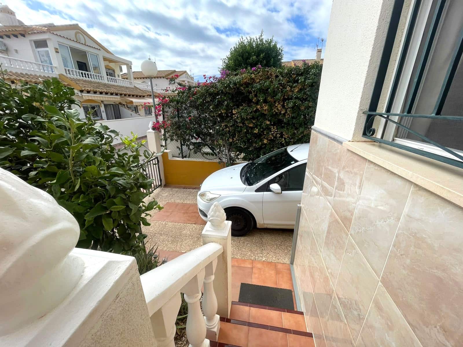 2 makuuhuone Omakotitalo myytävänä paikassa Los Altos mukana 
autotalli - 220 000 € (Ref: 10148099)
