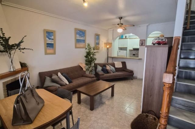 2 soverom Hus til salgs i Playa Flamenca, Orihuela med svømmebasseng garasje - € 215 000 (Ref: 10156053)