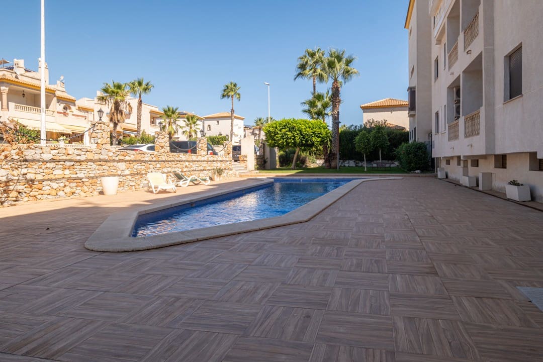 3 sypialnia Apartament na sprzedaż w Las Ramblas Golf z basenem garażem - 299 000 € (Ref: 10158374)