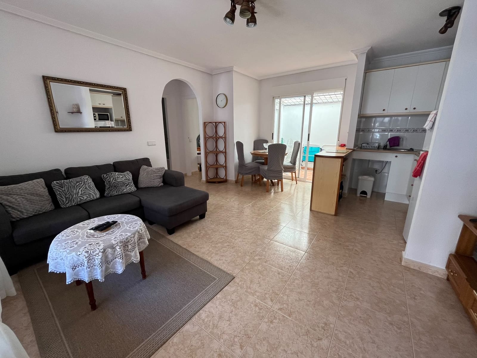 2 soveværelse Lejlighed til salg i Playa Flamenca med swimmingpool - € 129.000 (Ref: 10158379)