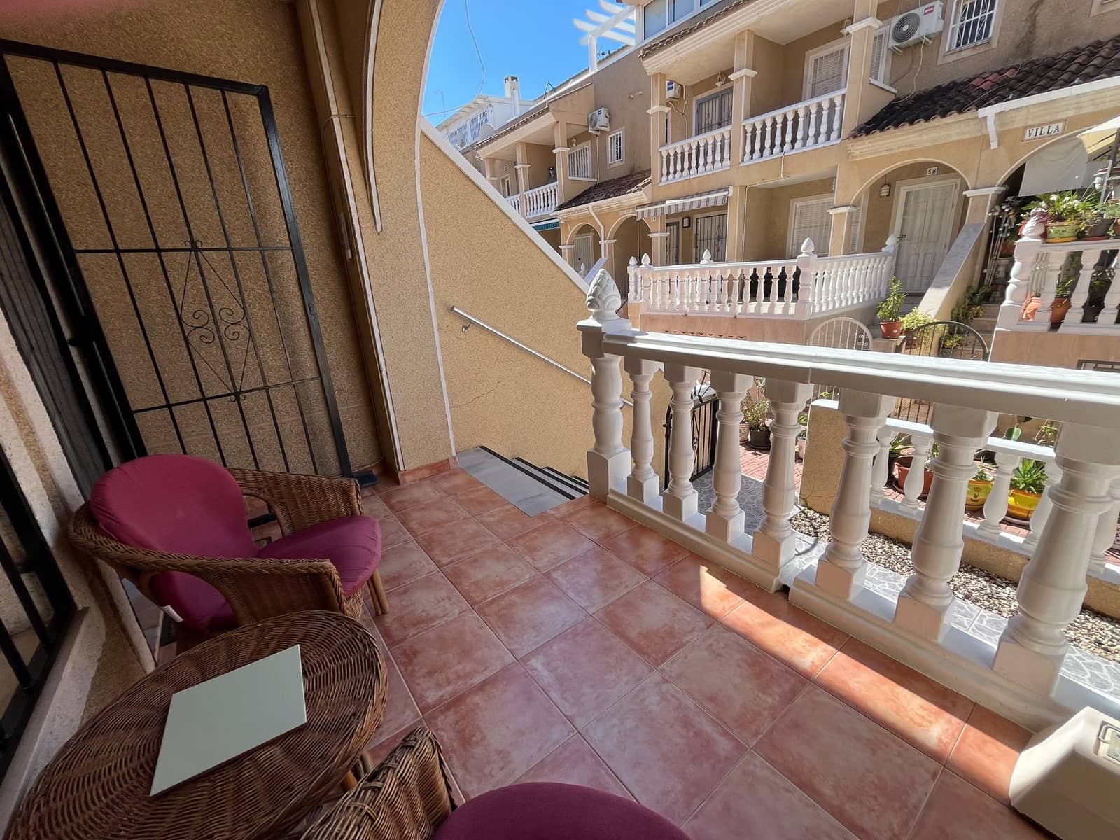2 soveværelse Lejlighed til salg i Playa Flamenca med swimmingpool - € 129.000 (Ref: 10158379)
