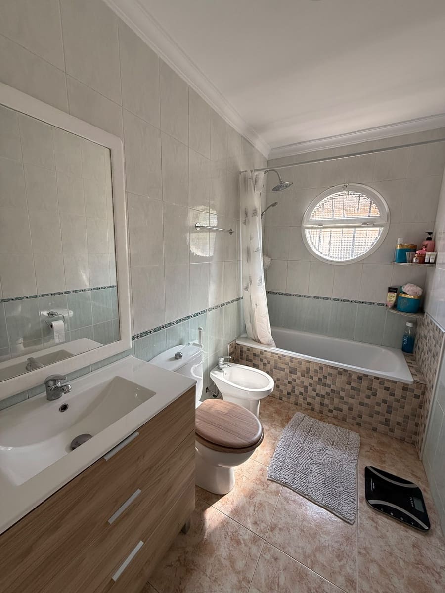2 bedroom Townhouse for sale in Villamartin with pool garage - € 225,000 (Ref: 10160407)